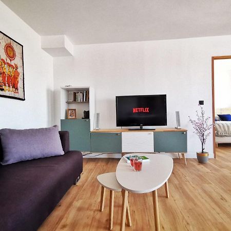 Le 79 Reflet De La Marne Apartment Noisy-le-Grand Luaran gambar