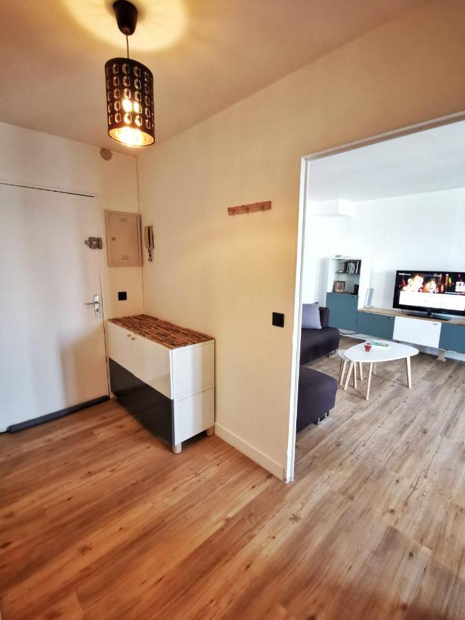 Le 79 Reflet De La Marne Apartment Noisy-le-Grand Luaran gambar