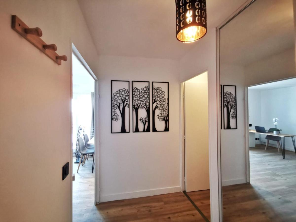Le 79 Reflet De La Marne Apartment Noisy-le-Grand Luaran gambar